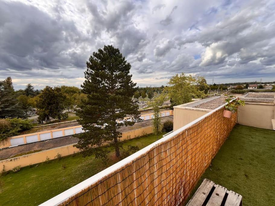 Le Juliette 23 - T3 Lumineux Apartment Bourg-en-Bresse Luaran gambar